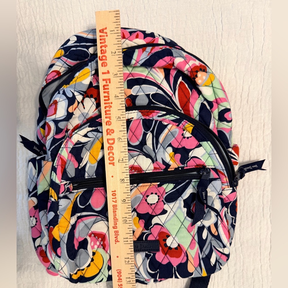 Vera Bradley NWOT Multicolor Floral Quilted Backpack - Picture 10 of 10